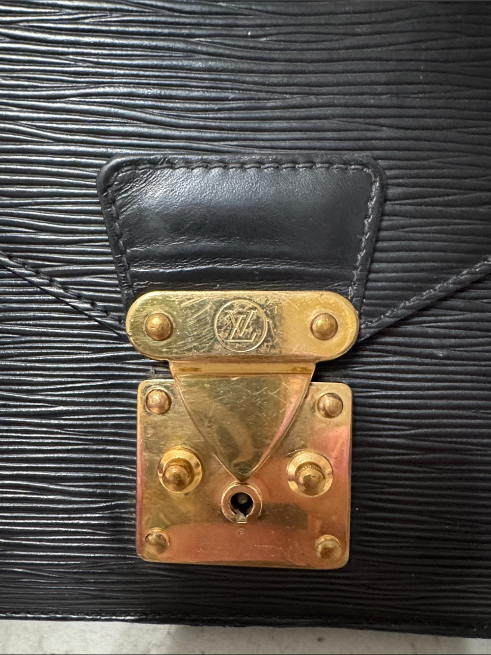 Authentic Louis Vuitton Black Epi Leather Wristlet with Gold S Lock - Picture 2 of 13